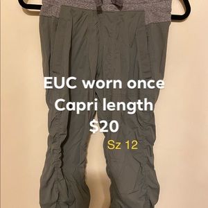 EUC Ivivva crop pants